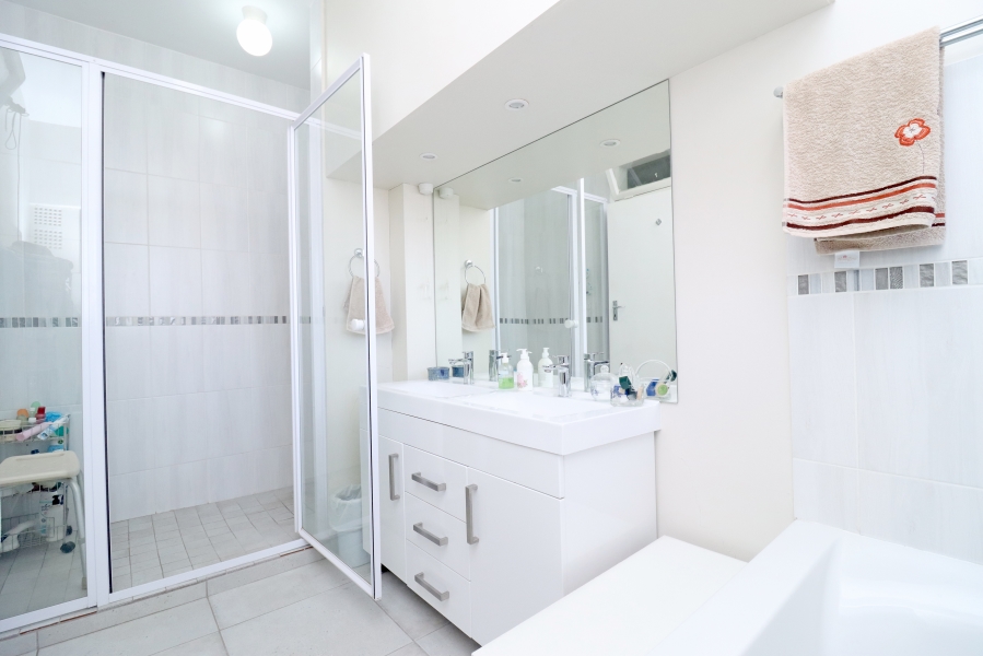 2 Bedroom Property for Sale in Birdhaven Gauteng