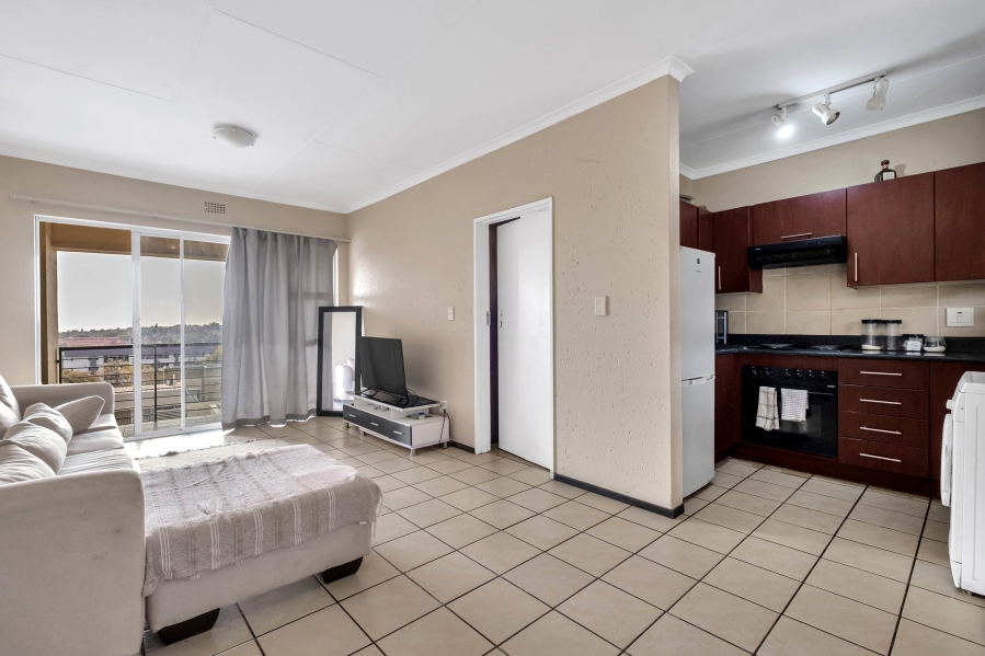 1 Bedroom Property for Sale in Ferndale Gauteng