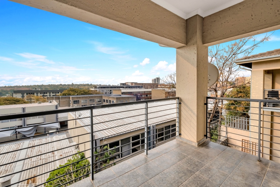 1 Bedroom Property for Sale in Ferndale Gauteng