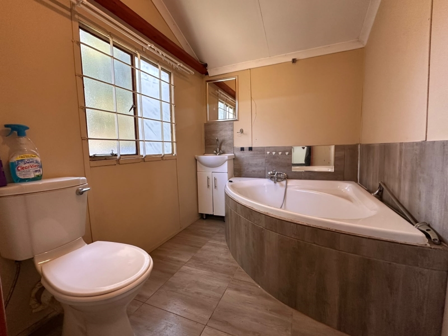To Let 2 Bedroom Property for Rent in Laezonia Gauteng