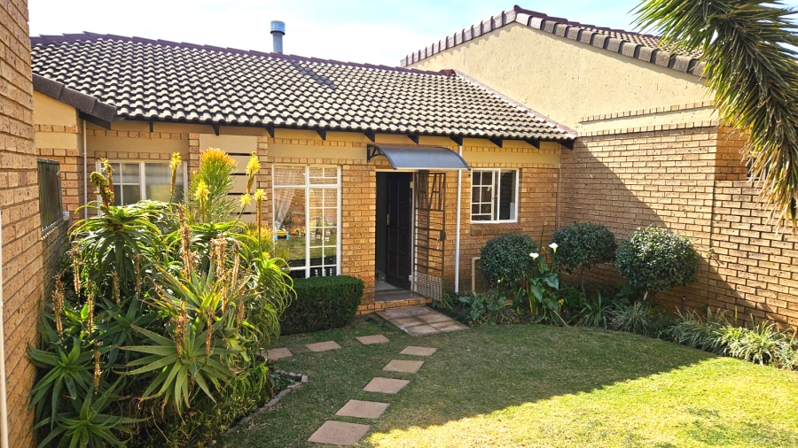 3 Bedroom Property for Sale in Moreleta Park Gauteng