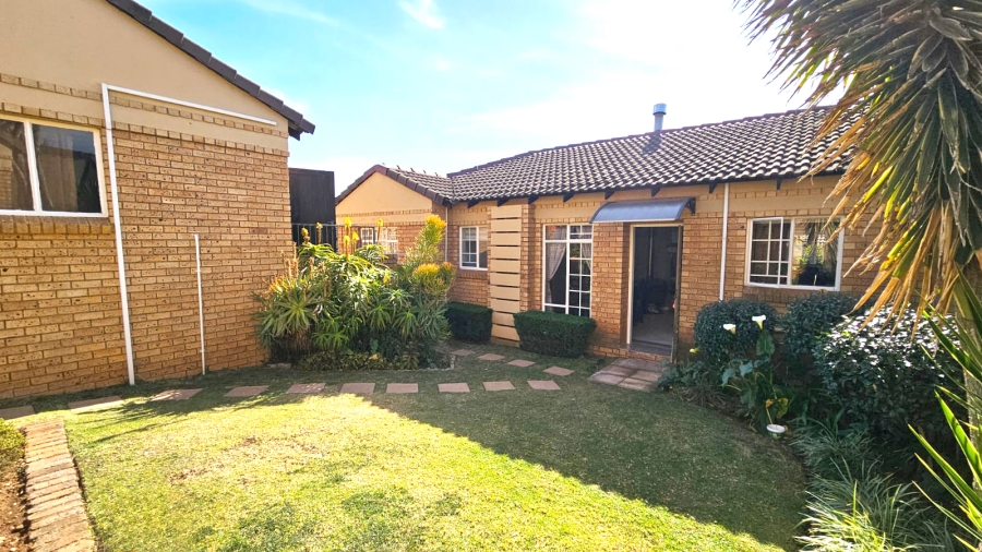 3 Bedroom Property for Sale in Moreleta Park Gauteng