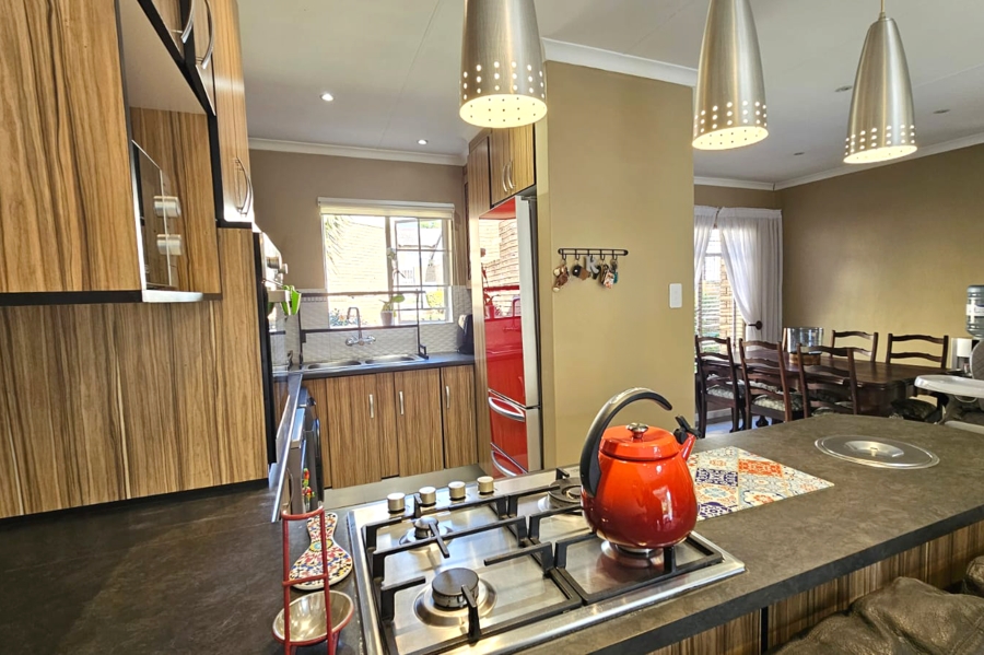 3 Bedroom Property for Sale in Moreleta Park Gauteng