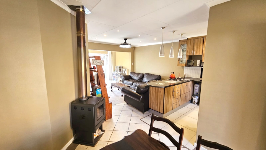 3 Bedroom Property for Sale in Moreleta Park Gauteng