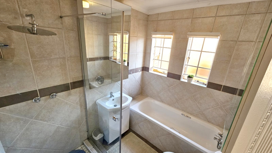 3 Bedroom Property for Sale in Moreleta Park Gauteng