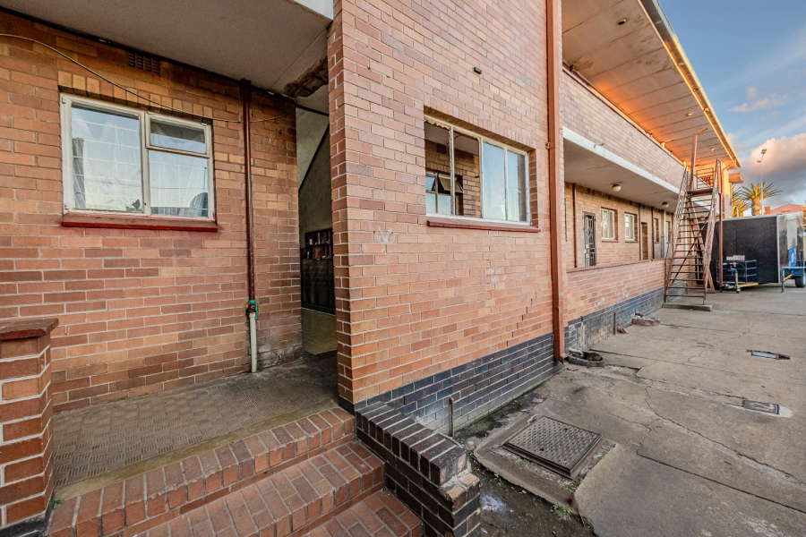 2 Bedroom Property for Sale in Randfontein Central Gauteng