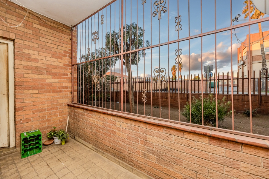 2 Bedroom Property for Sale in Randfontein Central Gauteng