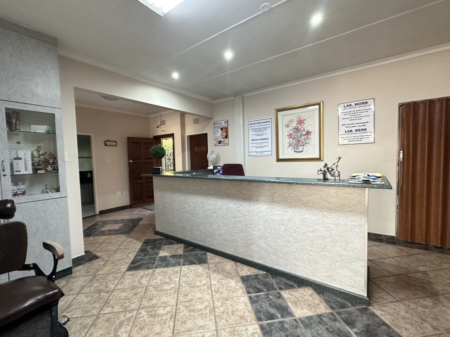 4 Bedroom Property for Sale in Larrendale Gauteng