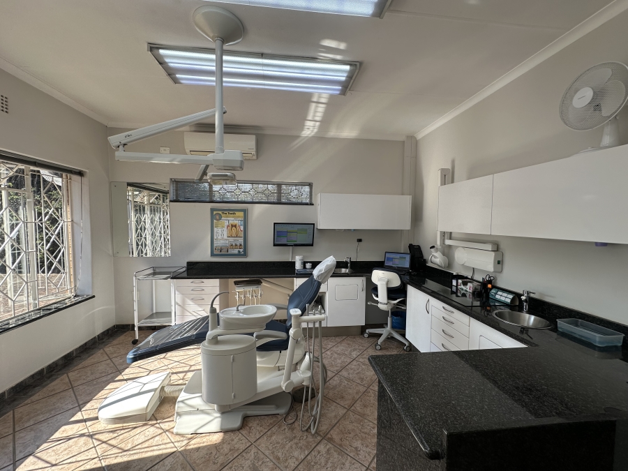 4 Bedroom Property for Sale in Larrendale Gauteng