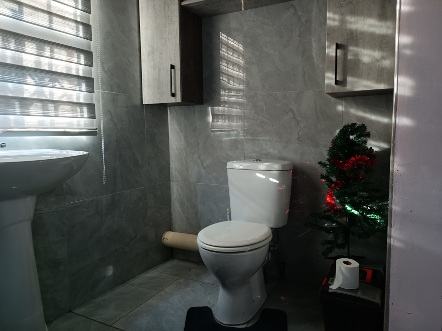 4 Bedroom Property for Sale in Karenpark Gauteng