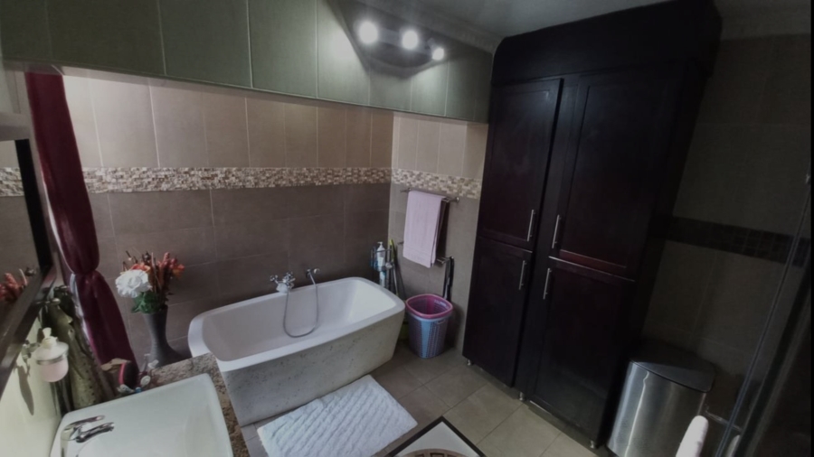 3 Bedroom Property for Sale in Daspoort Gauteng
