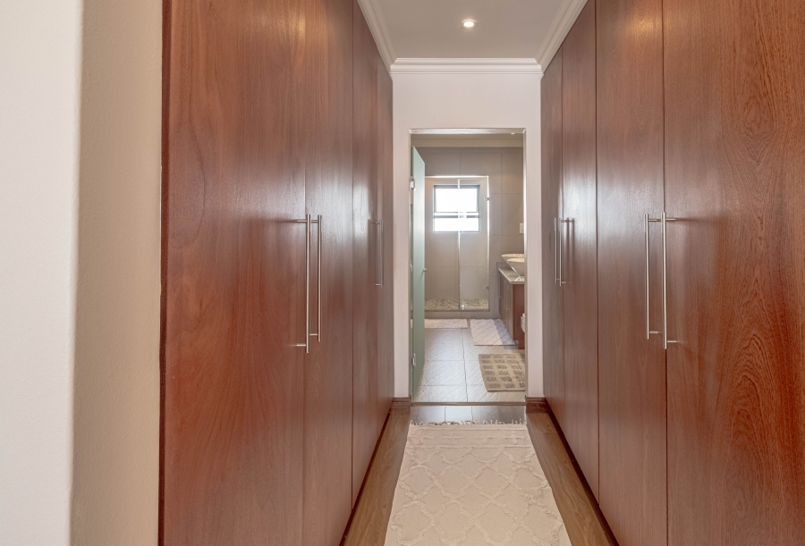 3 Bedroom Property for Sale in Linksfield Gauteng