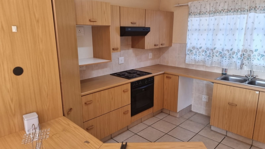 3 Bedroom Property for Sale in Birchleigh North Gauteng