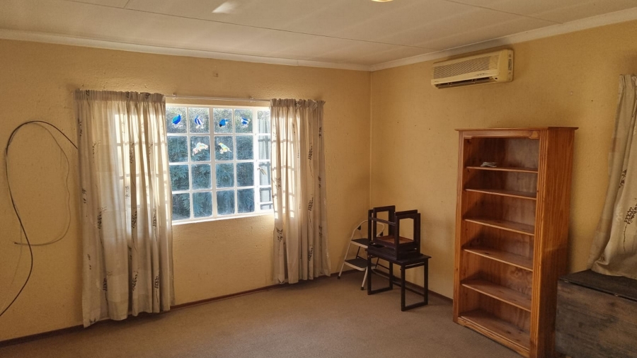 3 Bedroom Property for Sale in Birchleigh North Gauteng