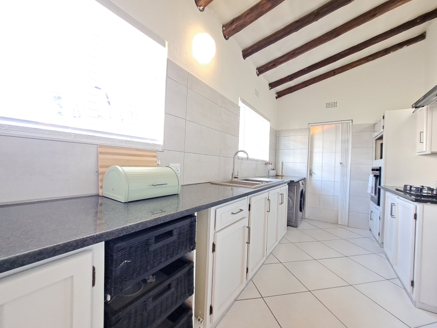 To Let 2 Bedroom Property for Rent in Strathavon Gauteng