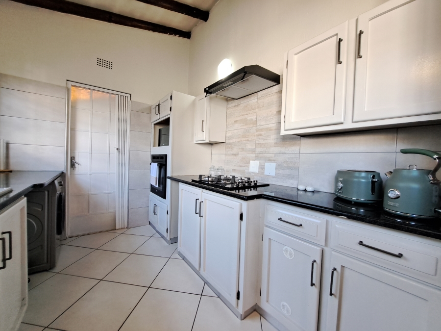 To Let 2 Bedroom Property for Rent in Strathavon Gauteng