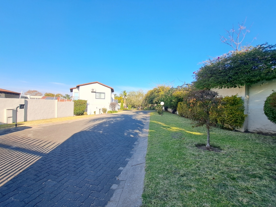 To Let 2 Bedroom Property for Rent in Strathavon Gauteng