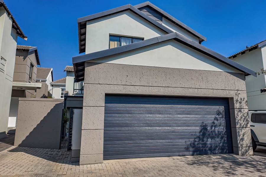 3 Bedroom Property for Sale in Fourways Gauteng
