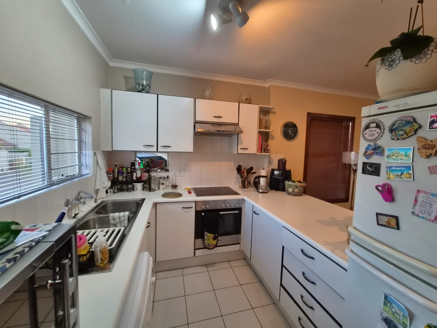 To Let 2 Bedroom Property for Rent in Eden Glen Gauteng