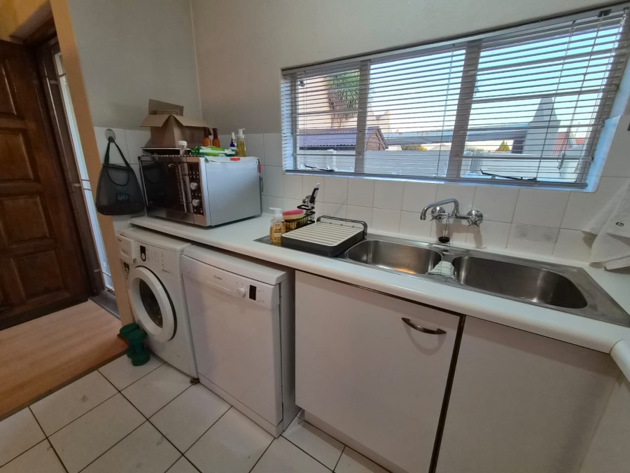 To Let 2 Bedroom Property for Rent in Eden Glen Gauteng