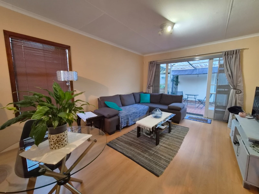 To Let 2 Bedroom Property for Rent in Eden Glen Gauteng