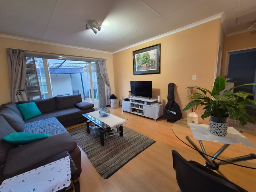 To Let 2 Bedroom Property for Rent in Eden Glen Gauteng