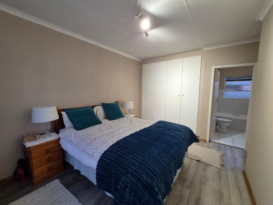 To Let 2 Bedroom Property for Rent in Eden Glen Gauteng