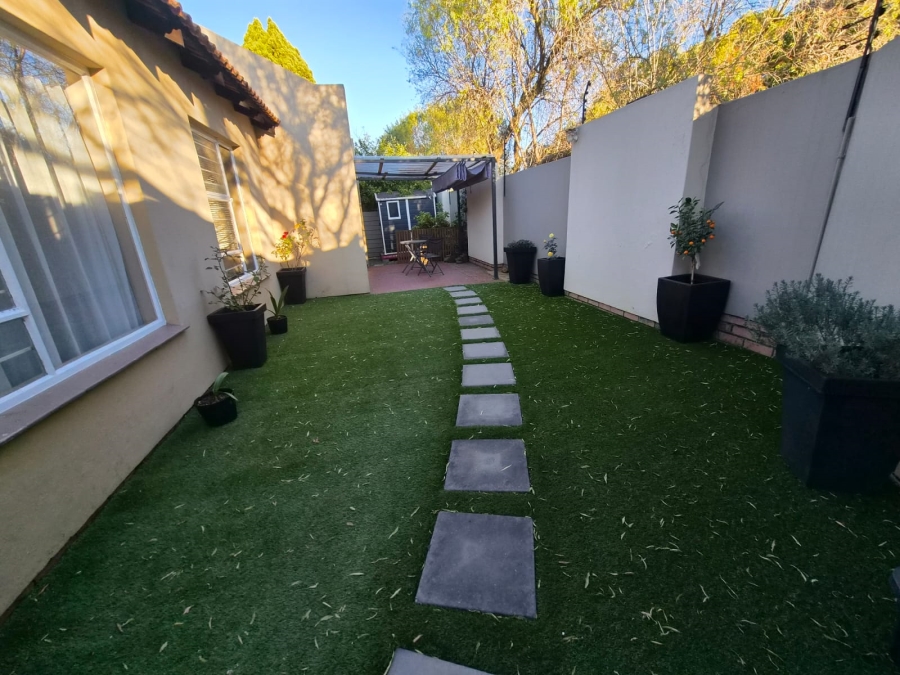 To Let 2 Bedroom Property for Rent in Eden Glen Gauteng