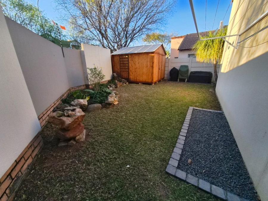 To Let 2 Bedroom Property for Rent in Eden Glen Gauteng
