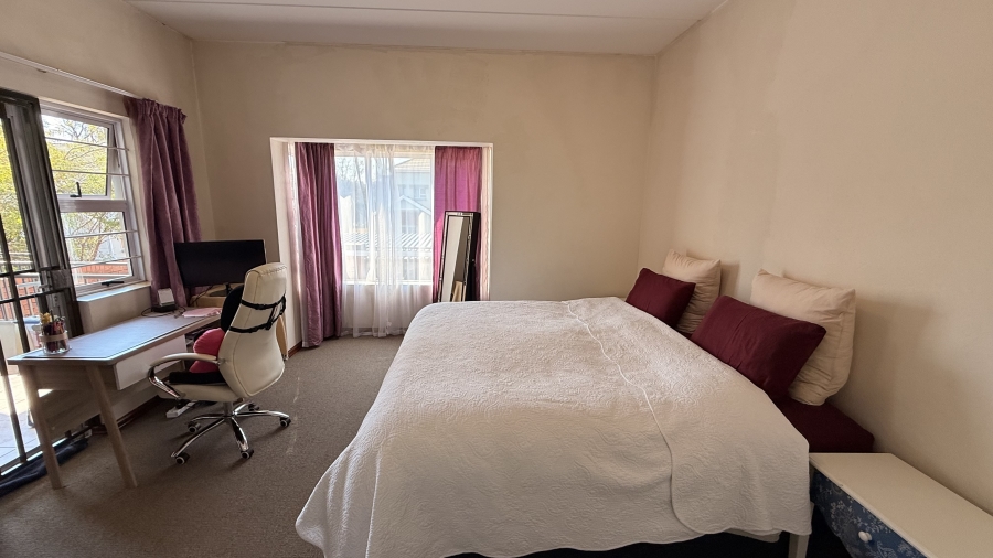 2 Bedroom Property for Sale in Parkview Gauteng
