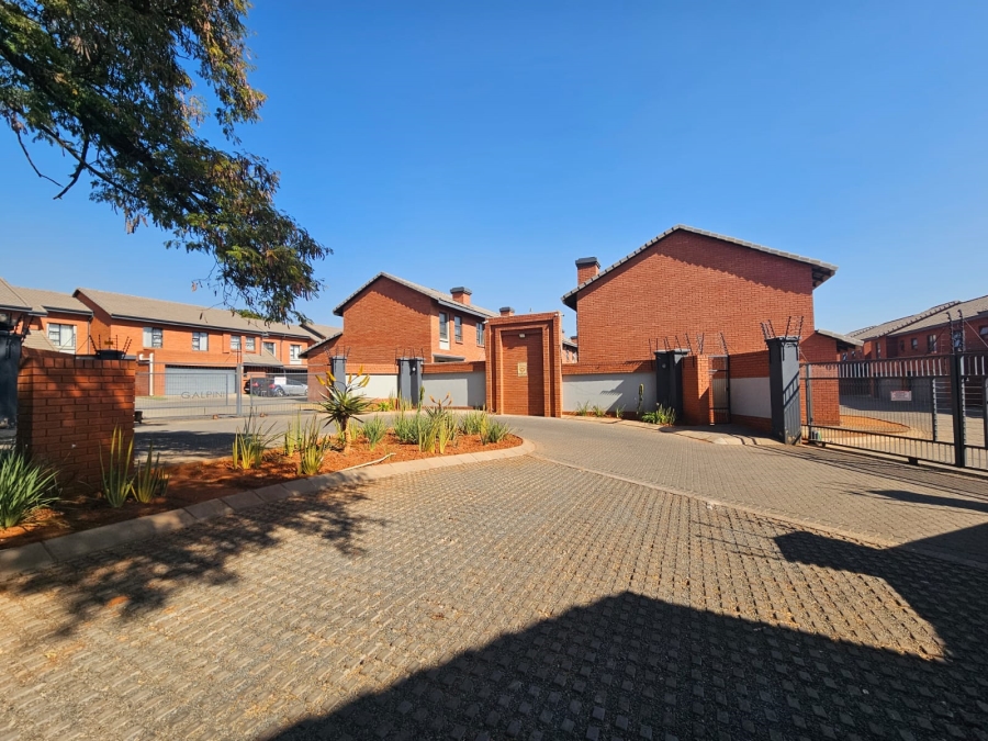 3 Bedroom Property for Sale in Theresa Park Gauteng