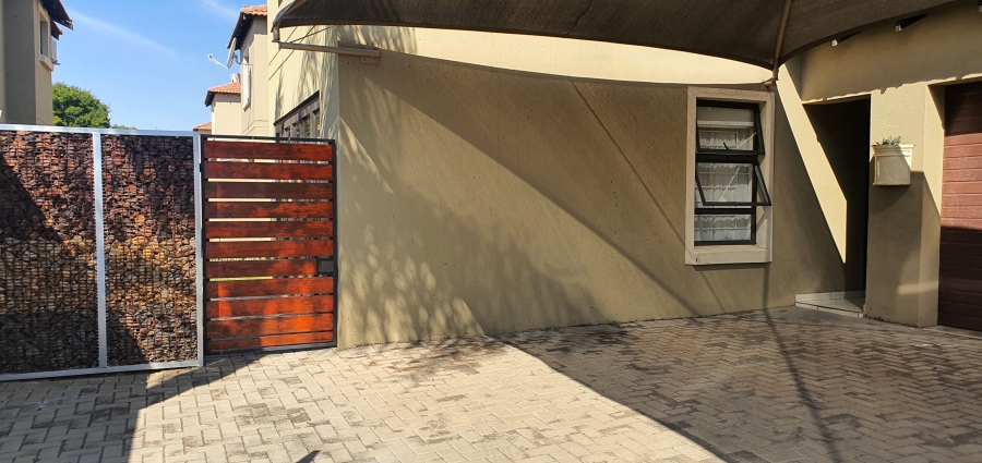 3 Bedroom Property for Sale in Equestria Gauteng