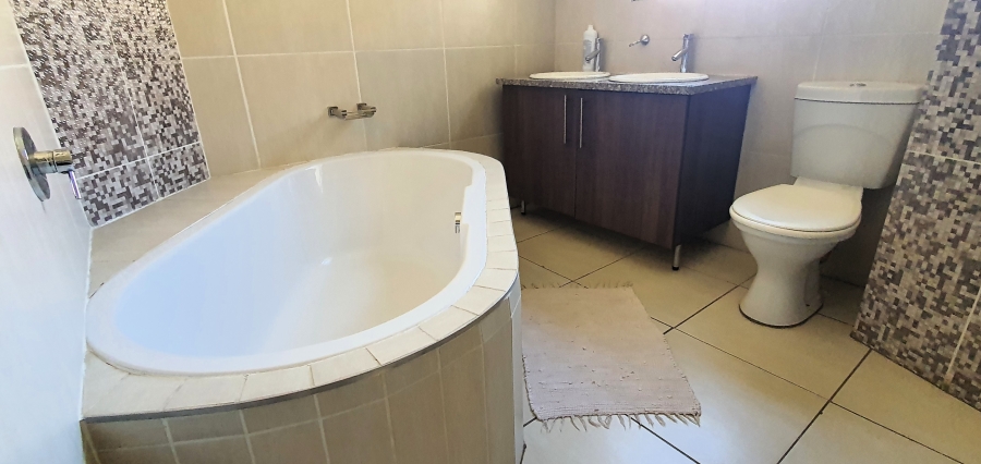 3 Bedroom Property for Sale in Equestria Gauteng