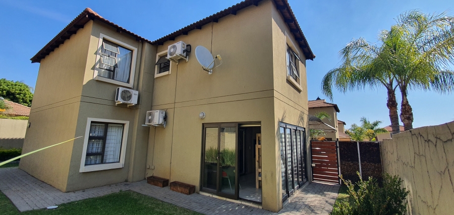 3 Bedroom Property for Sale in Equestria Gauteng