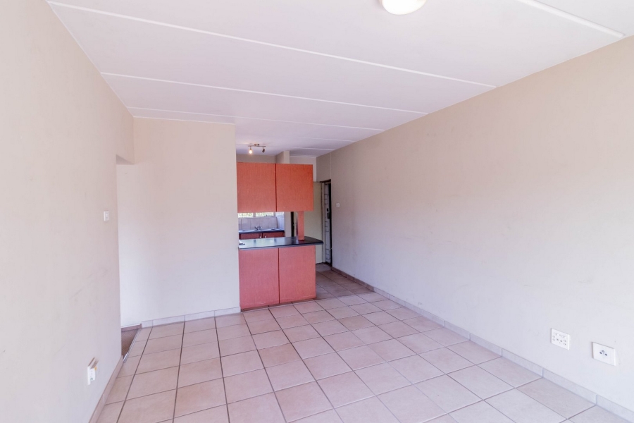2 Bedroom Property for Sale in Birchleigh Gauteng