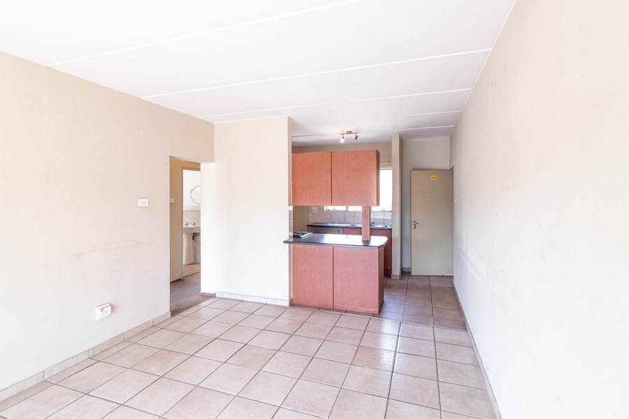 2 Bedroom Property for Sale in Birchleigh Gauteng