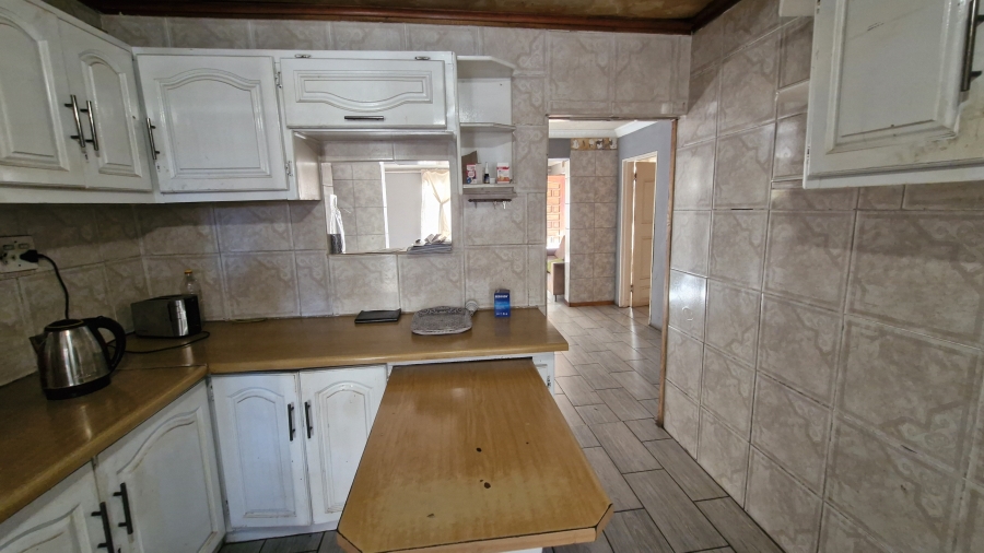 3 Bedroom Property for Sale in Vergenoeg Gauteng