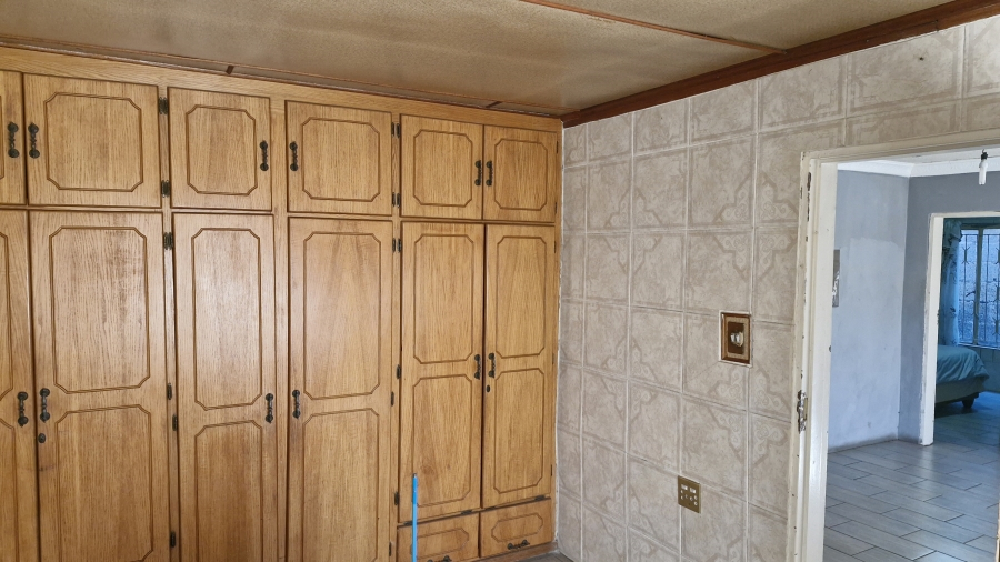 3 Bedroom Property for Sale in Vergenoeg Gauteng
