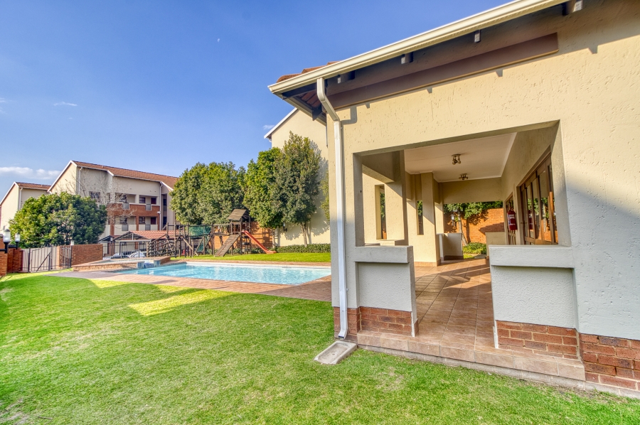 1 Bedroom Property for Sale in Paulshof Gauteng