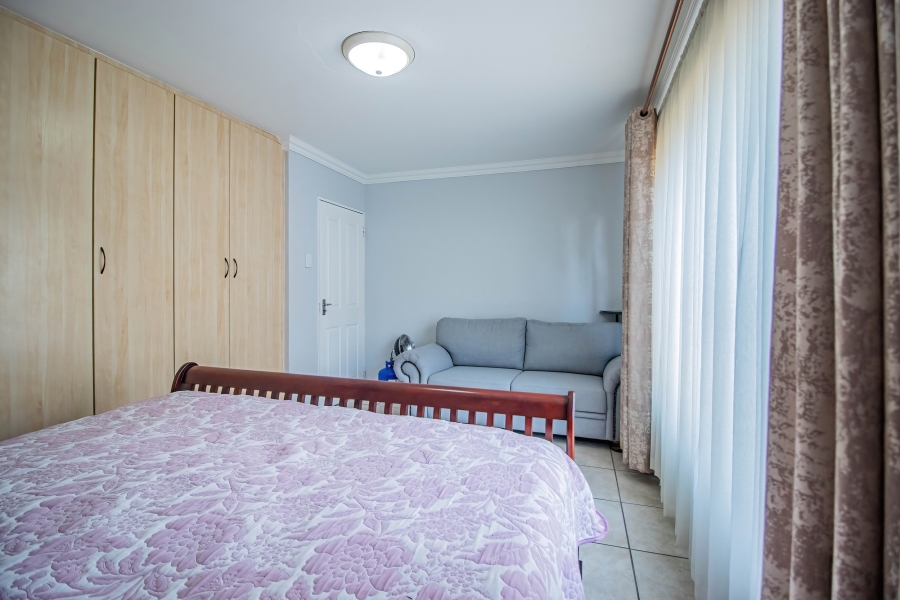 3 Bedroom Property for Sale in Sonneveld Gauteng