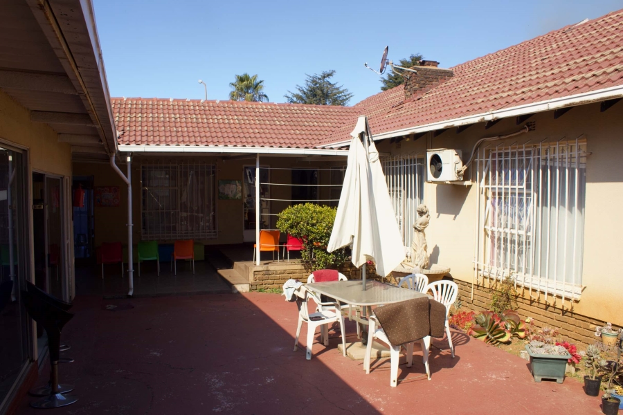 Commercial Property for Sale in Van Riebeeck Park Gauteng