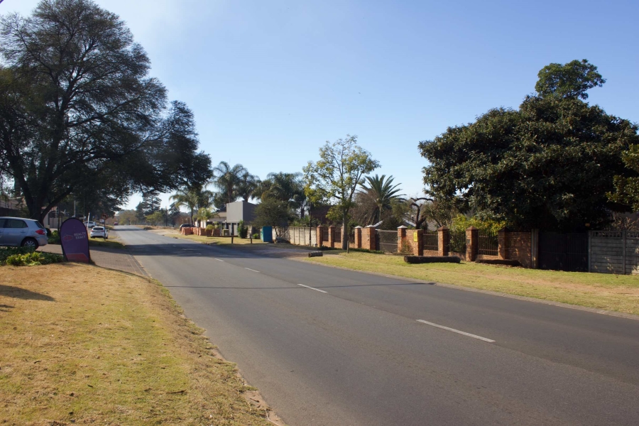 Commercial Property for Sale in Van Riebeeck Park Gauteng