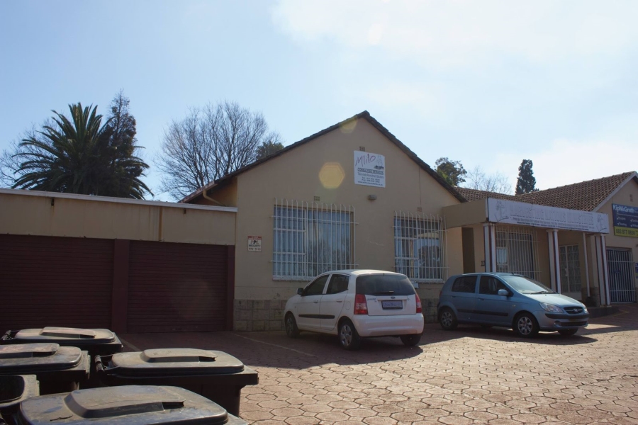 Commercial Property for Sale in Van Riebeeck Park Gauteng