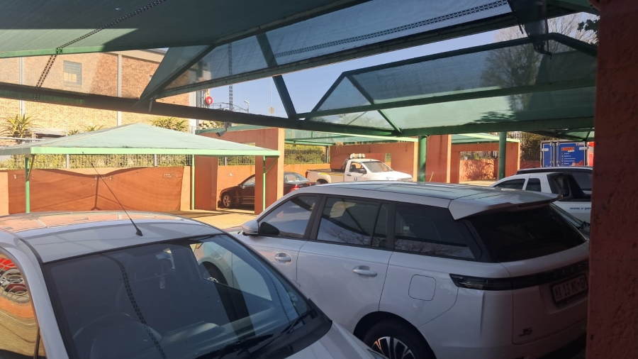To Let Commercial Property for Rent in Highveld Gauteng
