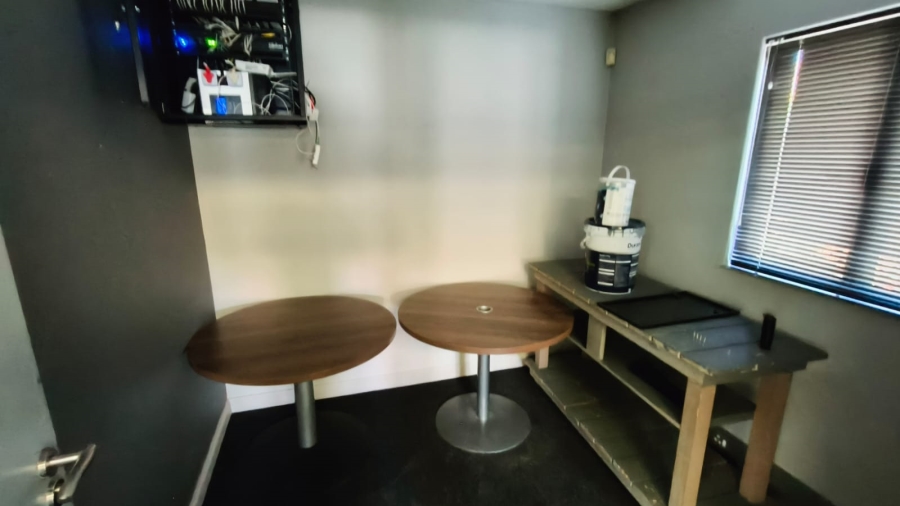 To Let Commercial Property for Rent in Route 21 Business Park Gauteng