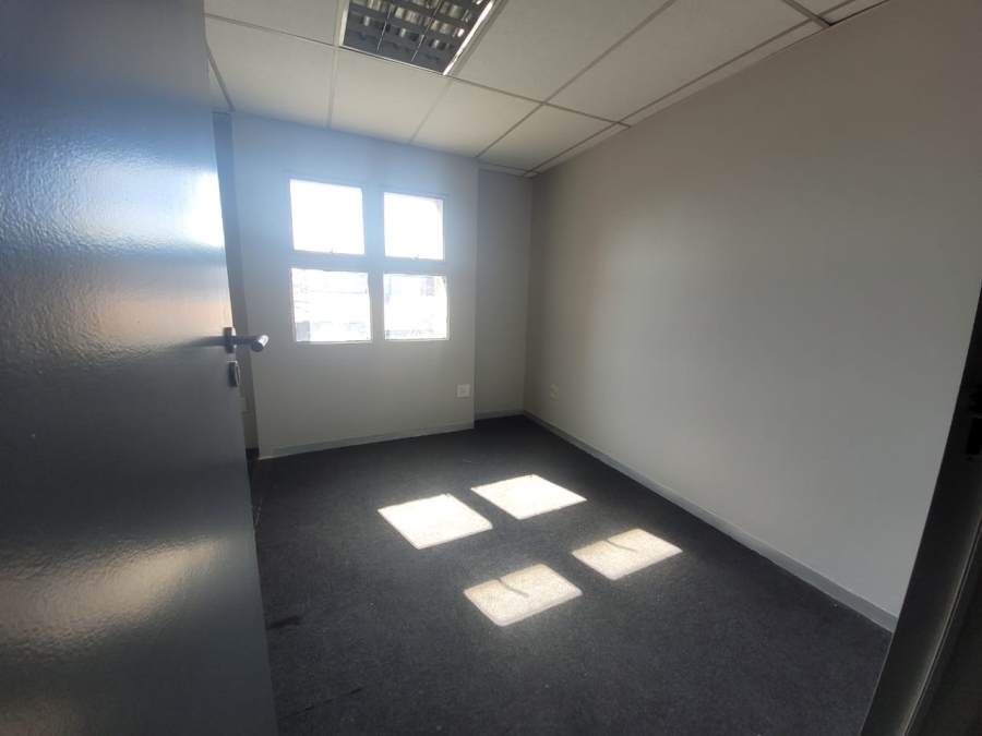 To Let Commercial Property for Rent in Highveld Gauteng