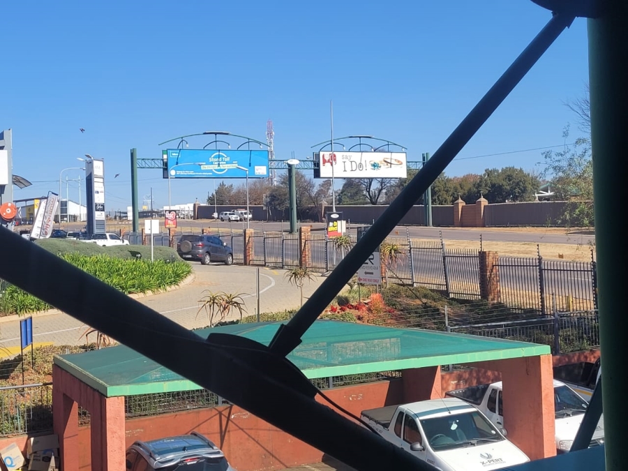 To Let Commercial Property for Rent in Highveld Gauteng
