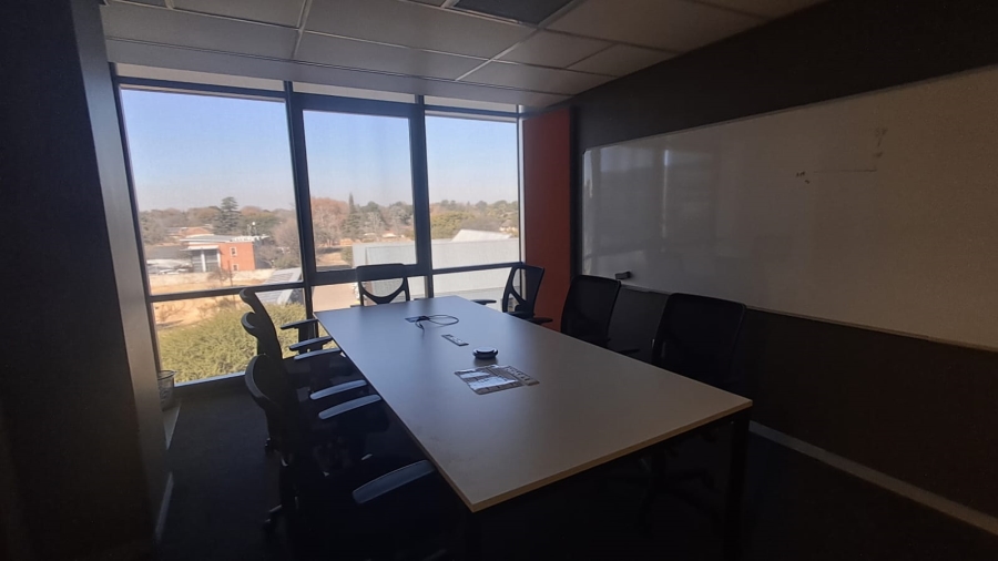 To Let Commercial Property for Rent in Doringkloof Gauteng