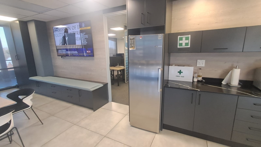 To Let Commercial Property for Rent in Doringkloof Gauteng