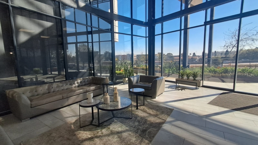 To Let Commercial Property for Rent in Doringkloof Gauteng